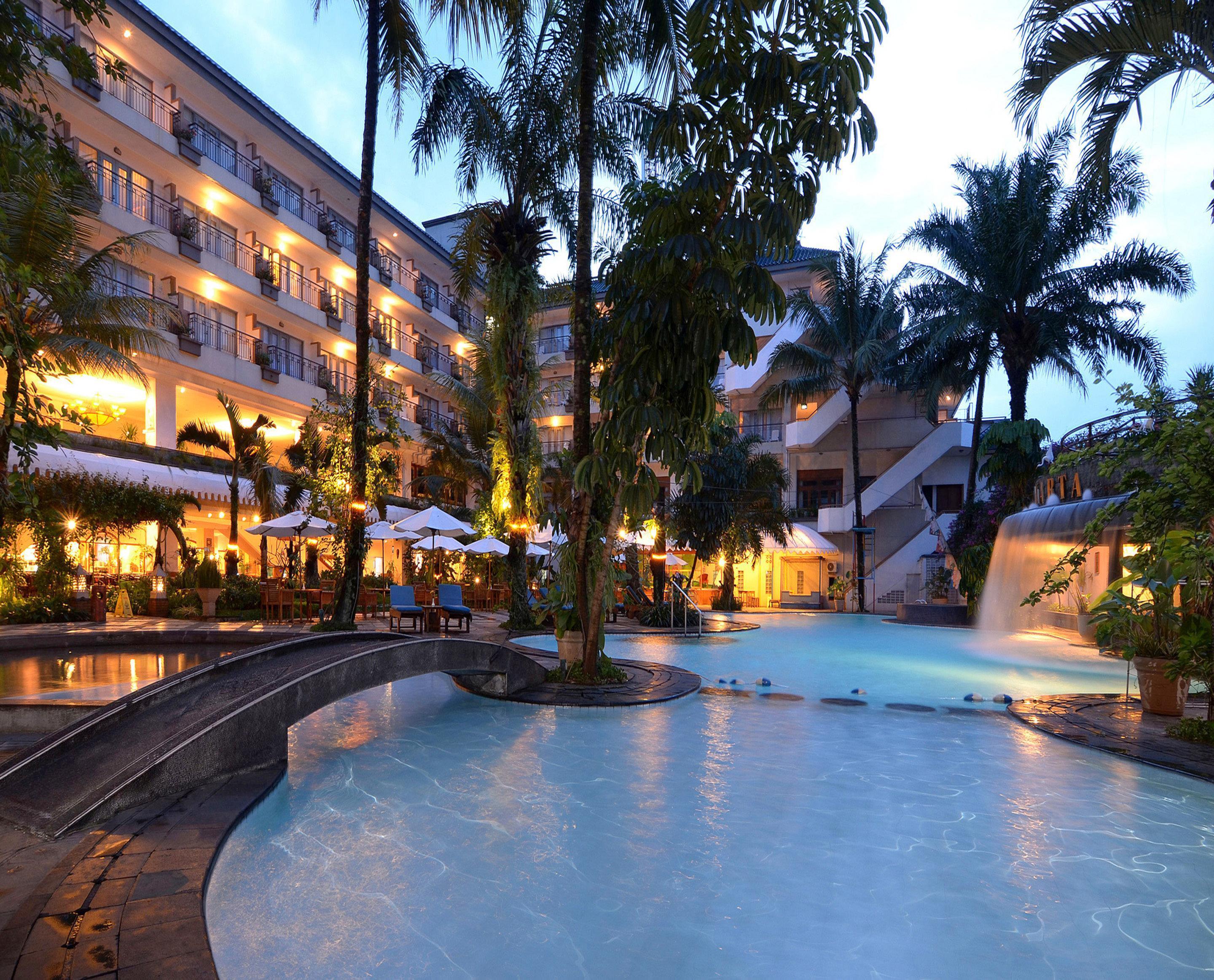 The Jayakarta Suites Bandung Buitenkant foto