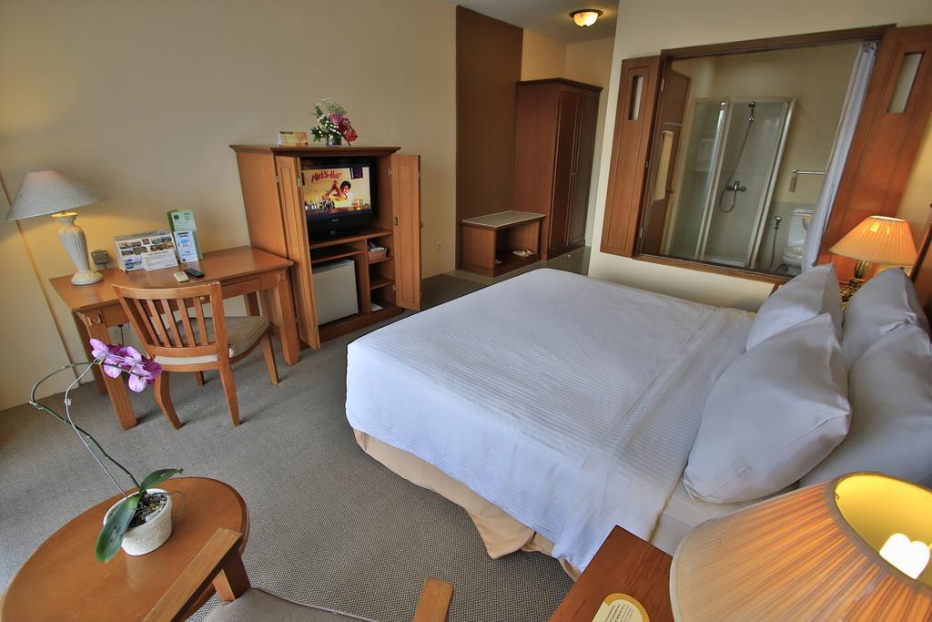 The Jayakarta Suites Bandung Kamer foto