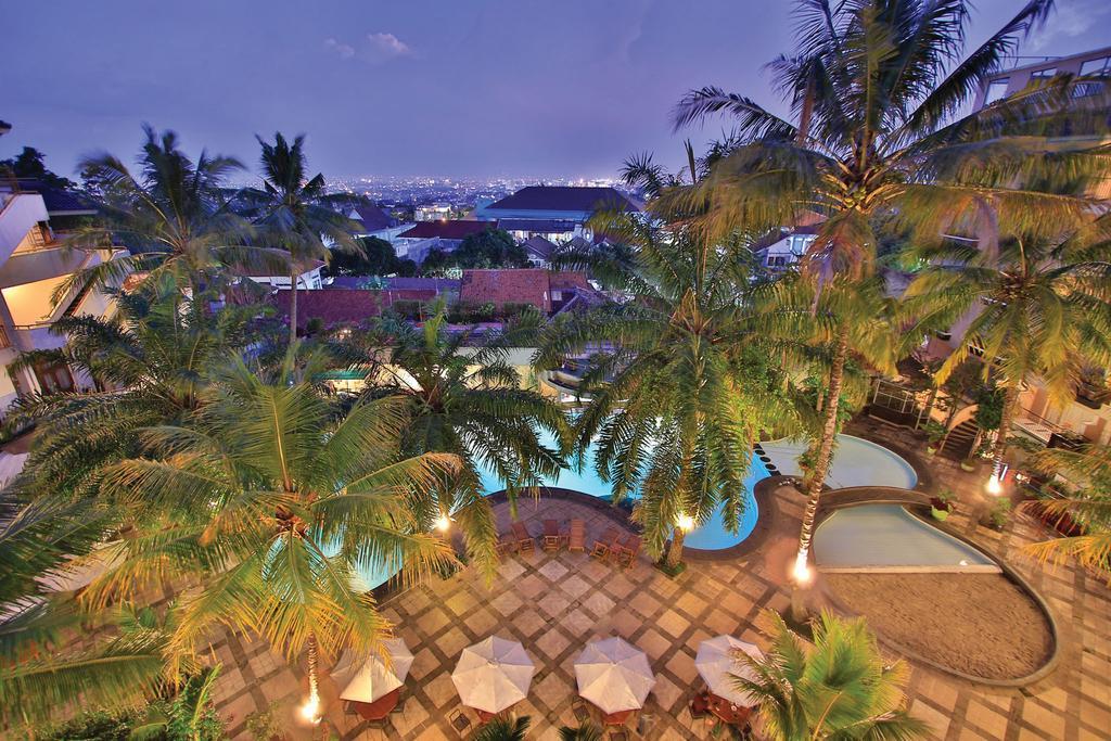The Jayakarta Suites Bandung Buitenkant foto